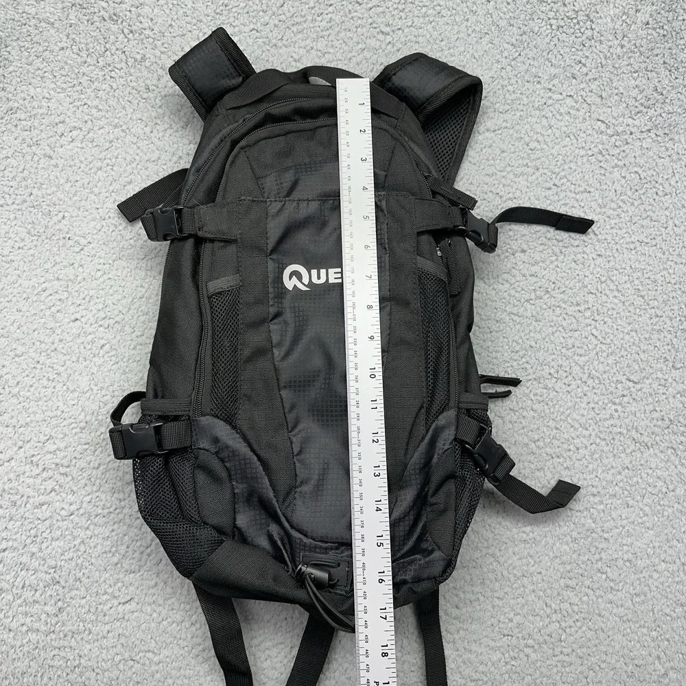 Quest Aspen Brook 2L Black Hydration Pack Backpack CEH011089 Hiking Bag, Bladder